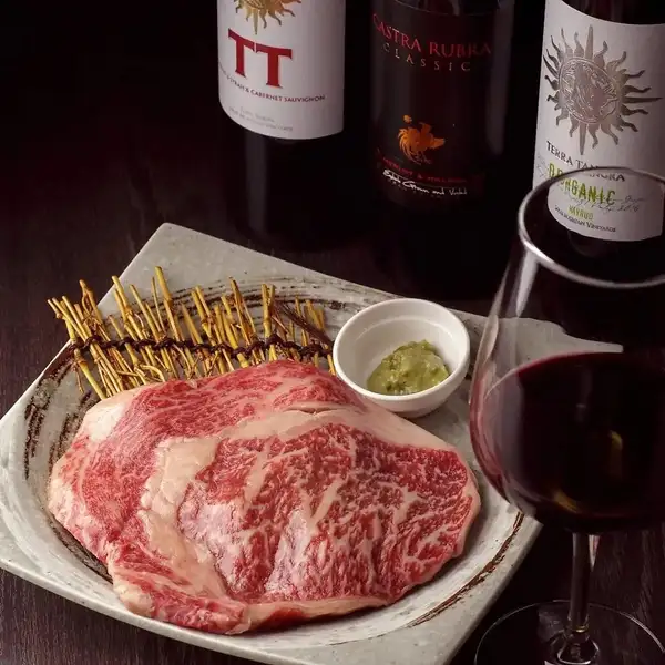 【日高見牛】を使用したお肉料理がオススメです！絶品で溢れる肉汁ををぜひご賞味ください♪