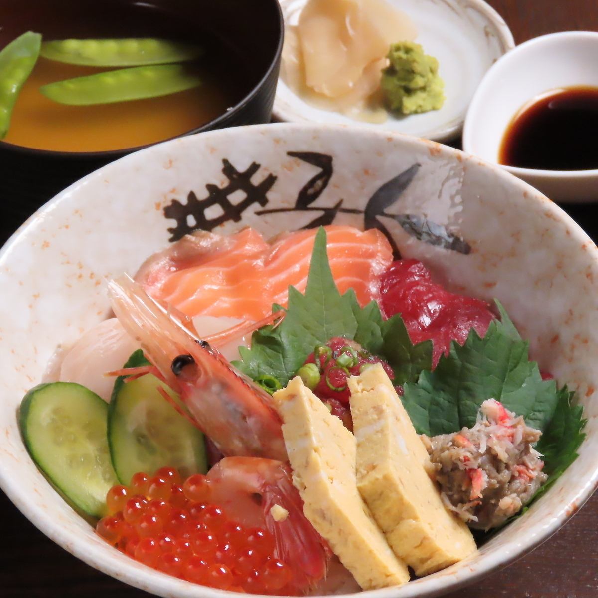 こだわりの海鮮丼もご用意ございます♪