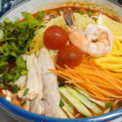 ティーヌン夏の名物！冷やしトムヤムラーメン