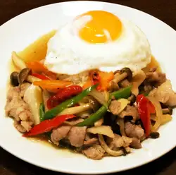 ムー・パット・ナンマンホイ・ラートカオ~MOO PHAD NAMMANHOI RHAD KHAO~