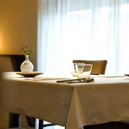 野菜、果実、魚介類を主軸とした隠れ家レストラン