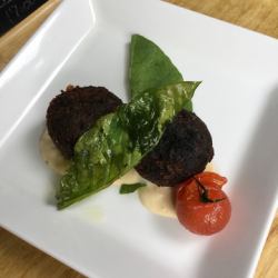 イカスミコロッケ