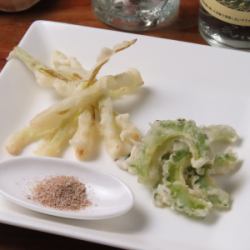 ゴーヤーと島らっきょうの天プラ