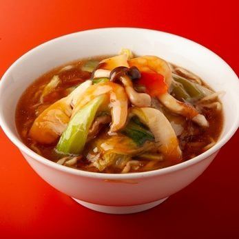 野菜たっぷり五目ラーメン