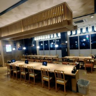 貸切は30名様以上でご利用いただけます。会社宴会や歓送迎会、2次会など大人数で飲み会なら当店へ！