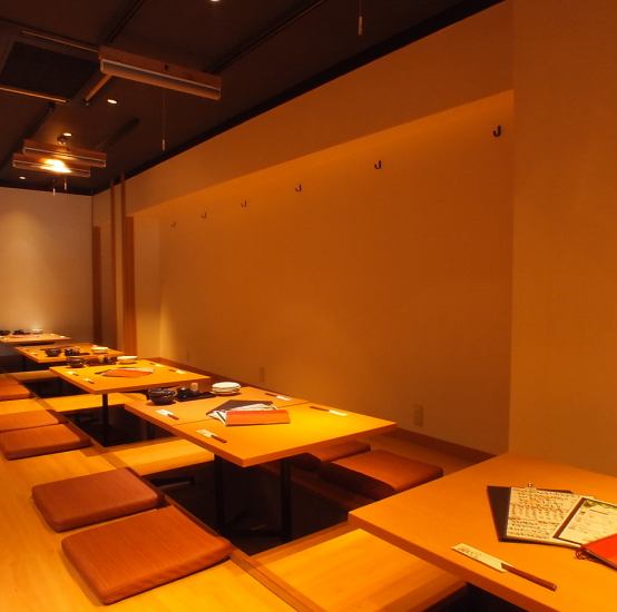 落ち着いた大人の雰囲気で、接待やお食事会にもおすすめ。