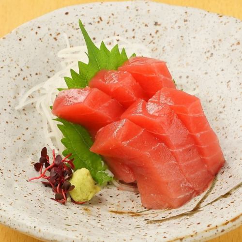 Aging bluefin tuna sashimi