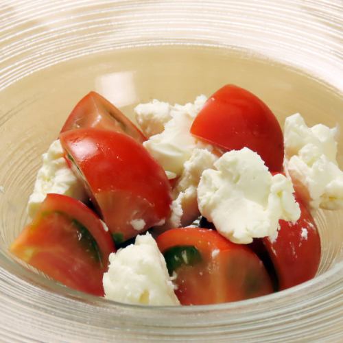 フルーツトマトとクリームチーズ