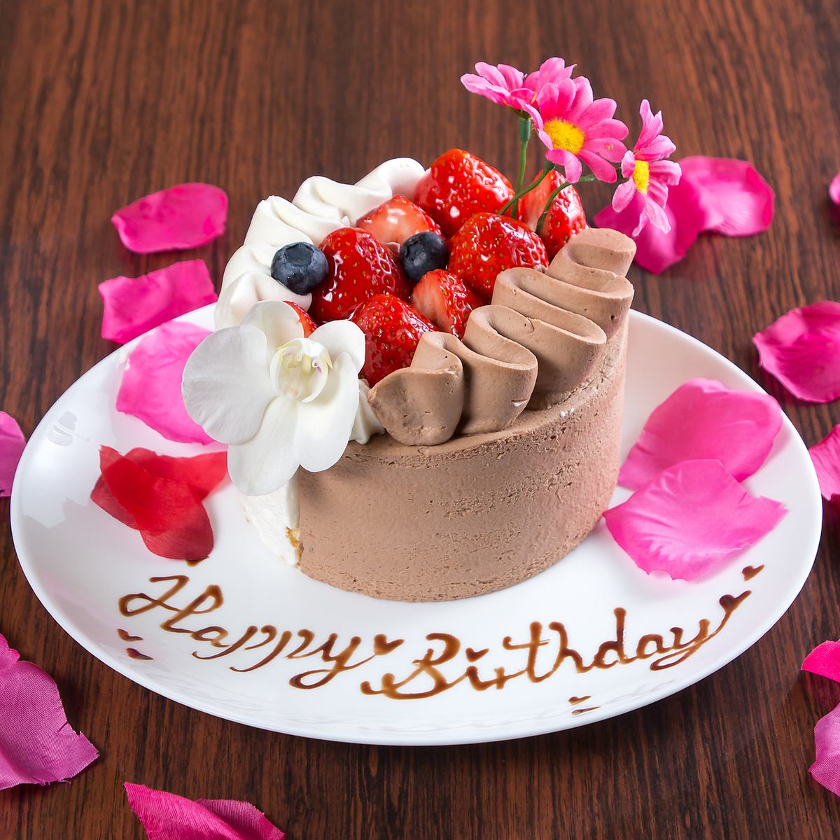 ケーキのお持ち込みでデザートプレートとしてご提供が可能です。