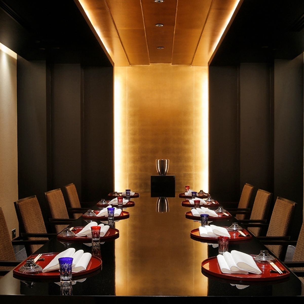 接待・食事会に最適なお座敷個室。人気のため御予約はお早めに。