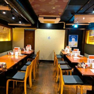 広々とした店内をまるごと使って、気兼ねなくワイワイ盛り上がれる空間をご用意します！誕生日会、歓送迎会、忘年会など、シーンに合わせて柔軟に対応◎名物の焼肉や手羽先を囲んで、思い出に残るひとときをお楽しみください♪