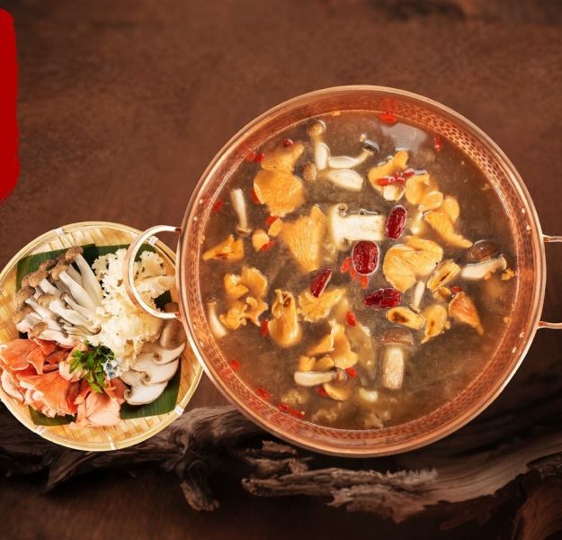 【日本初上陸】上野で味わう、本場・雲南の酸湯火鍋体験　気品ある美と健康の饗宴♪