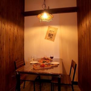Donna Napoli's semi-private room! It is recommended for dates, girls' associations and mama associations ♪