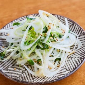 Negibaka salad full of green onions