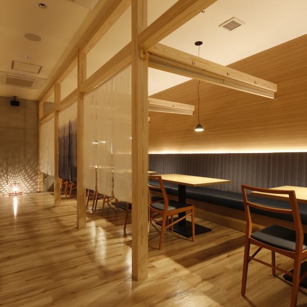 A private room that can hold banquets for up to 50 people♪ It is conveniently located just a 2-minute walk from Nagoya Station! It can also be used for large parties such as company banquets! ♪Courses with all-you-can-drink start from 3,000 yen! All-you-can-drink a la carte is 1,480 yen for 2 hours, which is a great bargain!! Cheese dakgalbi is soaring in popularity★Cheese dakgalbi women's party and all-you-can-eat cheese fondue are also available◎