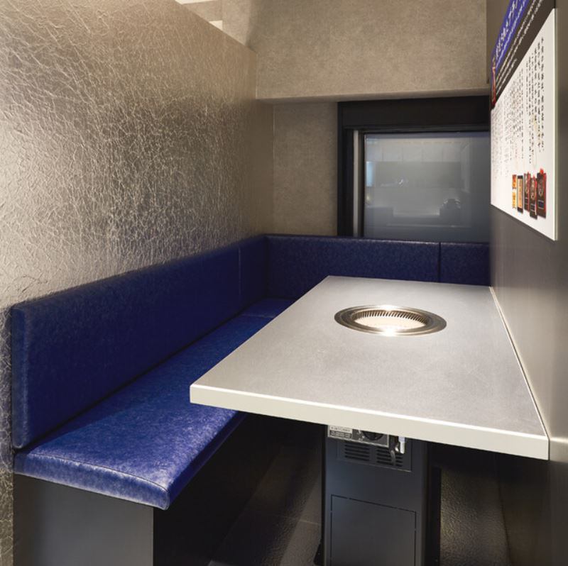 [Semi-private room for all seats] Kuroge Wagyu beef in a calm space based on blue and white ◎