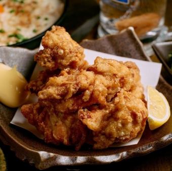 黄金鶏の唐揚げ