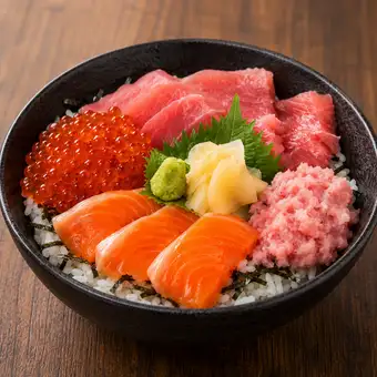 おすすめ!築地直送 海鮮丼