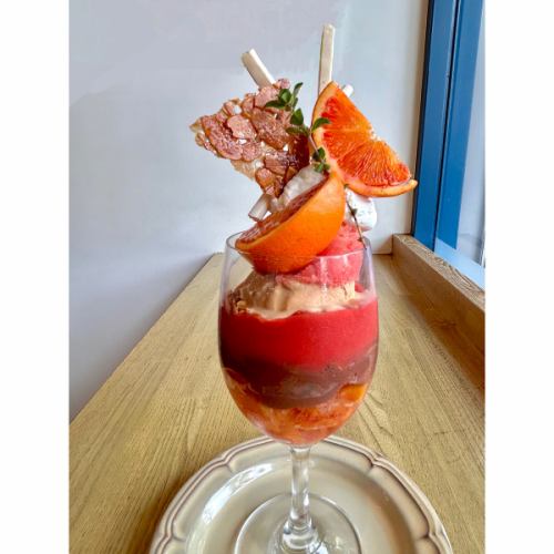 seasonal fruit parfait