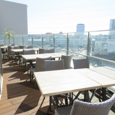 天気の良い日は是非、テラス席でのお食事をお楽しみください★