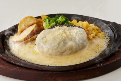 【不動の一番人気】　自家製手ごねハンバーグ　6種のチーズソース