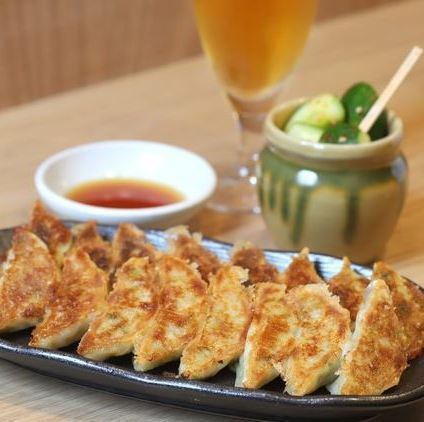 京都出生的咬饺子“美食步兵”