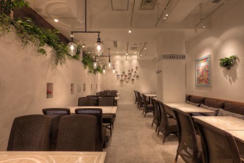 オシャレでくつろげる店内