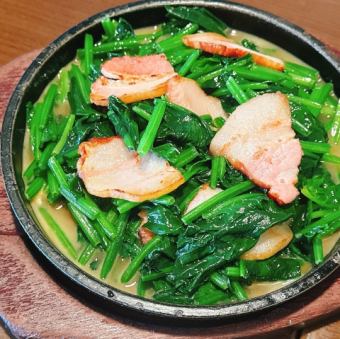 ほうれん草ベーコン焼き