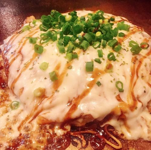 広島風肉玉そば チーズトッピング