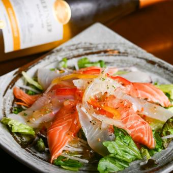 【5、6月限定】旬魚のカルパッチョや霧島鶏のつくね焼きなど／3時間飲み放題付全9品