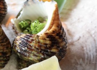 サザエのつぼ焼き