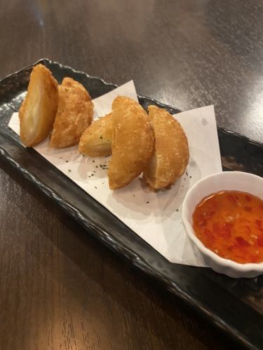 じゃがいももちチーズ揚げ