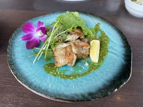 [Popularity No. 4] Basil and lots of parmesan cheese sour and beach chicken