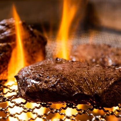 奥多摩の間伐材で焼き上げるA5ランク近江大倉和牛