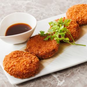 기타지마 멘치카츠(1개)