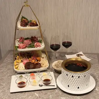 [New Afun Hot Pot Course!] HESTIA Exclusive Photogenic Medicinal Mushroom Hot Pot Plan (Lunch only, 6000 yen)