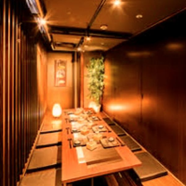 【プライベート個室】女子会・誕生日・記念日サプライズ特典あり♪お祝いのネーム入りバースデープレートプレゼント♪誕生日会はお任せください!大切な人、大事な友人、お世話になった方へサプライズプレゼントを♪無料特典から豪華特典まで多数ご用意!豪華なプレートも1000円~3000円でご用意!