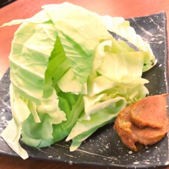 特製味噌とご一緒に　バリバリキャベツ