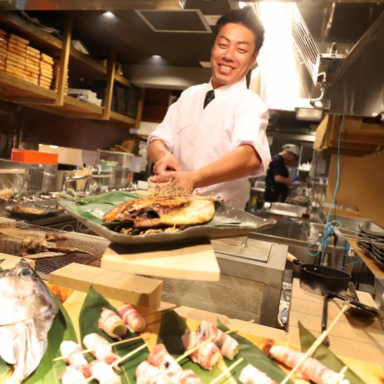 【藤沢徒歩2分】漁港直送鮮魚と産直三浦野菜を炉端で楽しむ♪