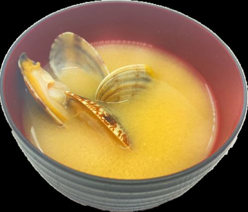 貝の旨味凝縮！　あさり汁