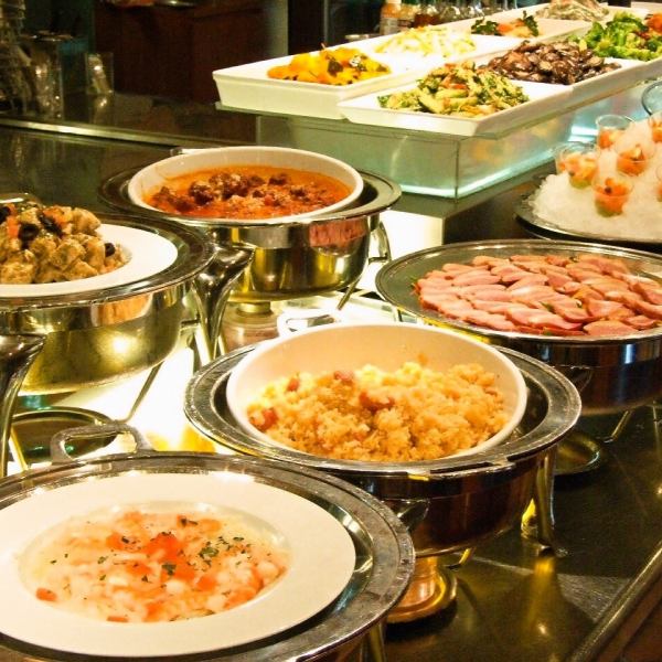 Not to mention salads, as well as the appetizer buffet, a large number of standard - seasonal handmade menus are arranged side by side.
