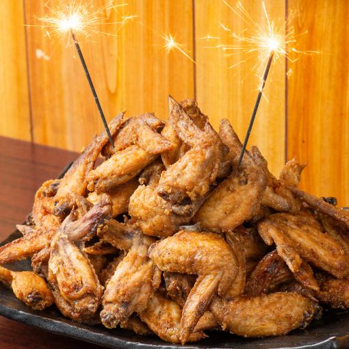 For those who have their birthday in the month, we will give you a free chicken wing for the number of your age! *Reservations cannot be made on the day or the day before. *Limited to the first 300 per day.