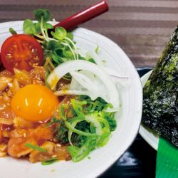 親玉ユッケ 韓国のり巻き~