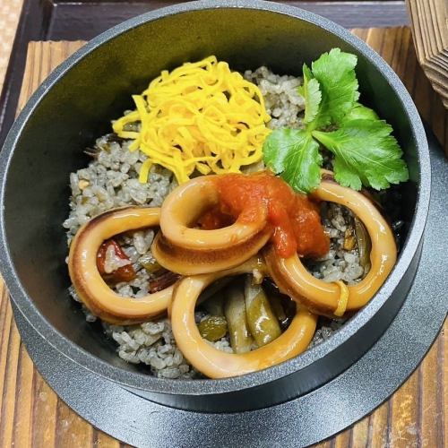 ブラックいか釜飯