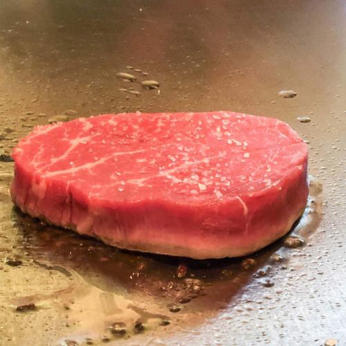 [Carefully selected finest beef] Fillet steak