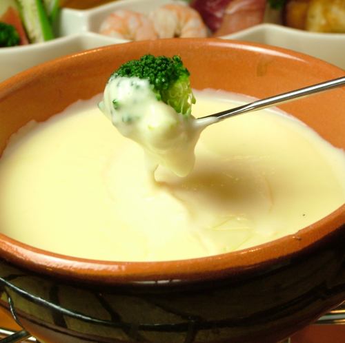 Authentic cheese fondue (2 to 3 servings)