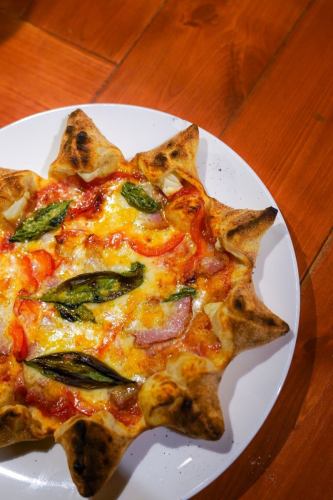 親しい人との特別な日にぴったりの料理をご紹介します✨

とろけるチーズがたまらないラクレットや、新鮮なシーフードで彩られた贅沢な一皿。

シーフードパエリアとフォトジェニックなピザも忘れずに🍴

大切な瞬間をさらに彩る、この絶品料理で素敵な時間をお過ごしください💖

#記念日ディナー #美味しい時間 #ラクレット #シーフード #パエリア #ピザ #デート夜ごはん #美食家の集い #グルメ旅
