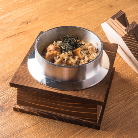 鶏と山椒のしびれ釜めし