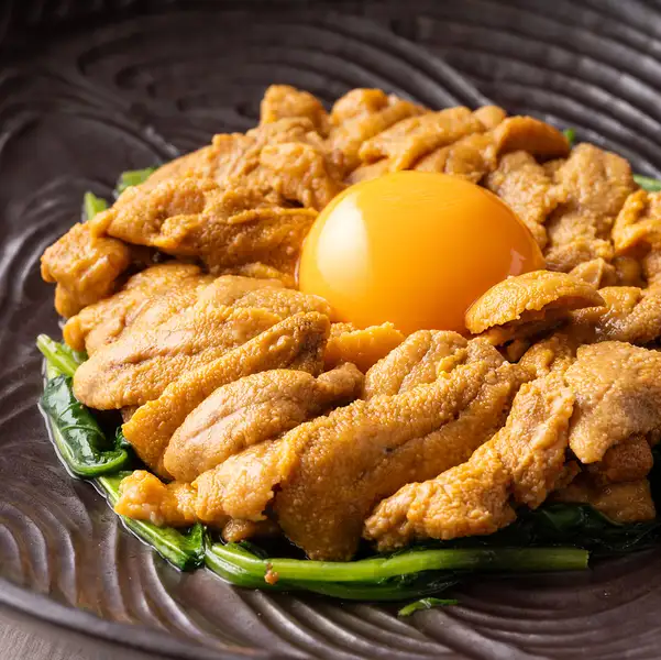 【あかり堂の名物】濃厚な雲丹の甘みとほうれん草が絶妙にマッチする極上の味わい『名物！雲丹ホーレン』