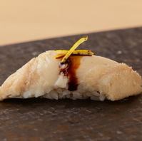 ふわふわ食感がたまらない『煮穴子』